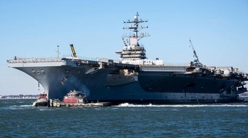 米空母アイゼンハワーで着艦事故
