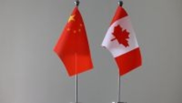 何立峰副総理、カナダ財務相と会見