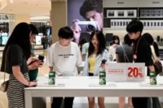 2025年の年間社会消費財小売総額が初めて50兆元超に―中国