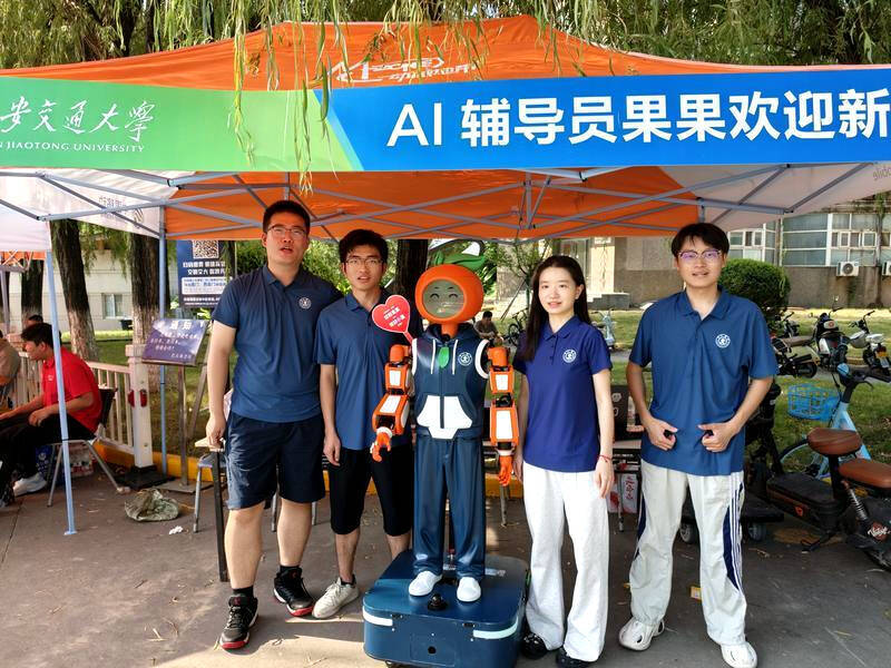 AIが先導して研究室が「出店」、科学技術による大学の新歓シーズンがスタート―中国
