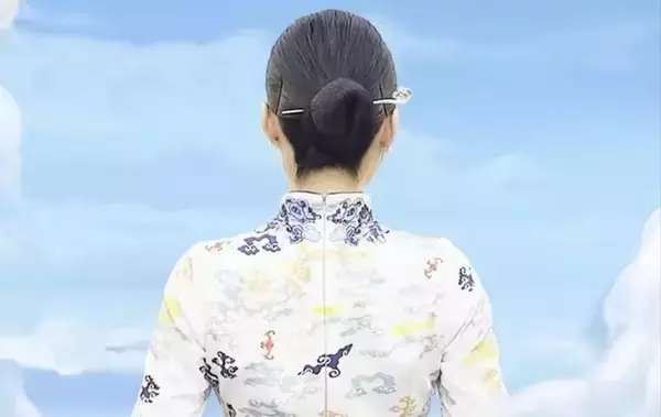 海南航空の女性客室乗務員の統一ヘアアクセサリーに大騒ぎ―中国