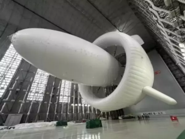 中国の空中発電所、ホバリングする「飛行船」で風力発電―中国メディア