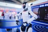 「中国では人型ロボットと大規模AIモデルの融合が進む―白書」の画像1