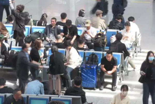 春節9連休、1日当たり平均延べ205万人が出入国へ―中国