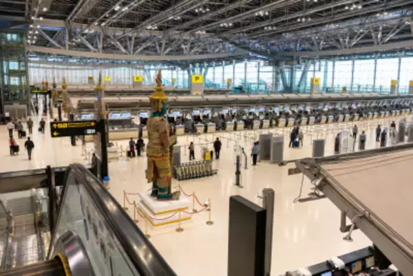 タイの空港で搭乗拒否された中国人22人「無料振替の約束破られ自費で帰国」と主張―中国メディア