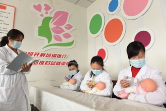 乳幼児2500万人余りとその家庭が2026年度の育児手当を受給―中国