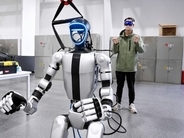 トークンの海外進出やロボット人気AIが貿易成長の新たなエンジンに―中国