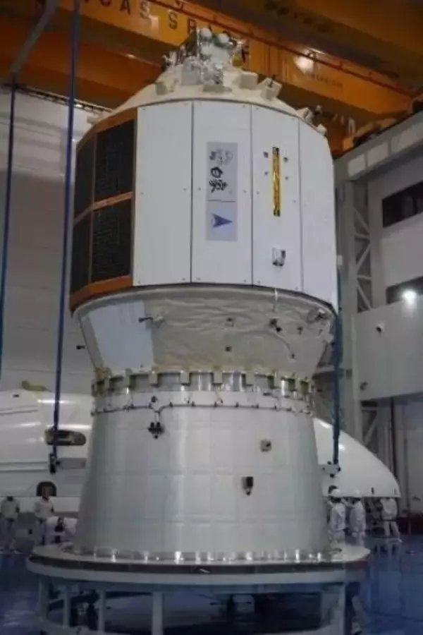 中国の小型貨物宇宙船「軽舟」試作機、打ち上げに成功
