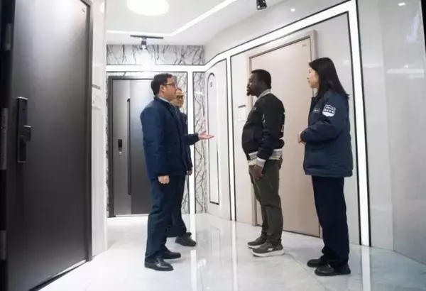 「中国の新職業、商品を海外に販売する懸け橋となる「越境EC運営管理師」」の画像