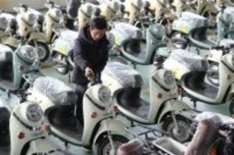 海外向け注文品の生産に追われるオートバイメーカー―貴州省銅仁市