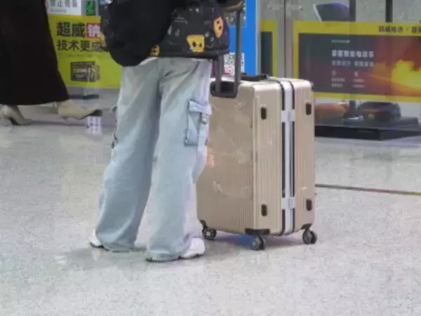 2020年～2025年、中国の1人当たりサービス消費支出は年平均8．5％増加