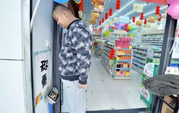 中国各地で「成功したら食べ物もらえる」減量キャンペーン