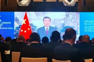 何立峰副総理 米財務長官、通商代表部代表とビデオ通話