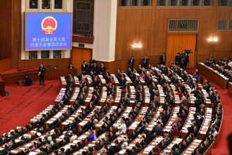 ＜全人代＞2025年の国内総生産は5％増、140兆1900億元に