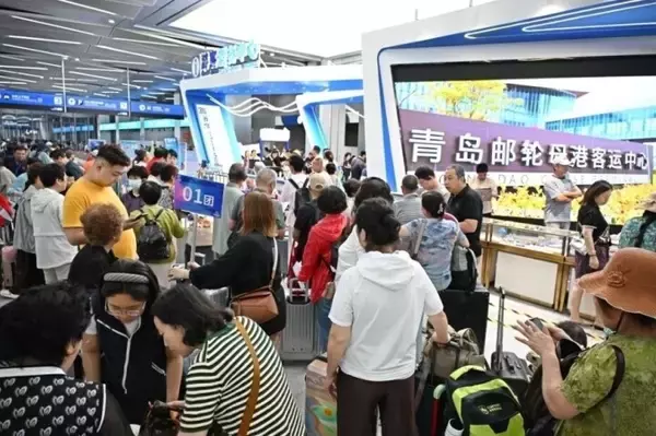 「青島クルーズ母港で夏季シーズン初のクルーズが就航―中国」の画像
