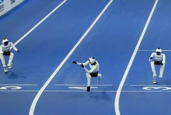 「8秒64、ロボットが100メートル走でブレークスルーを実現―中国」の画像