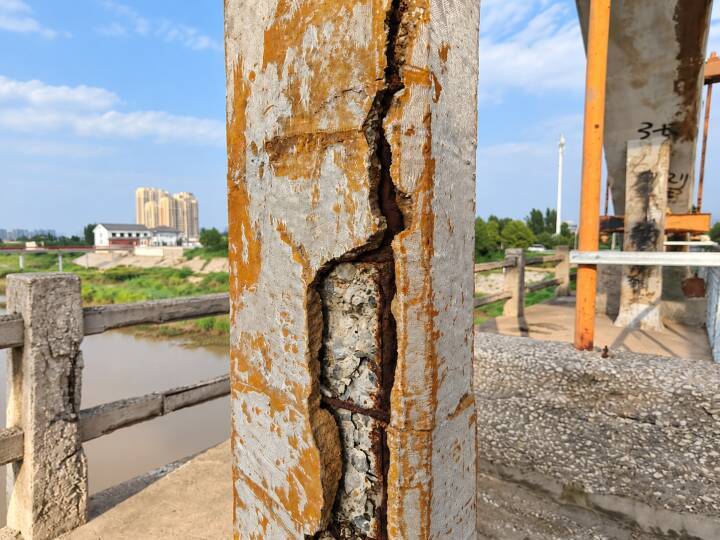 橋の一部が崩落し男性死亡、3カ月前に「一刻も早く修繕を」と指摘―中国