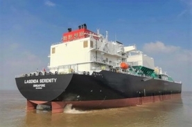 中国最大の浅水航路LNG船、ガス積載の試験運航を開始―中国メディア