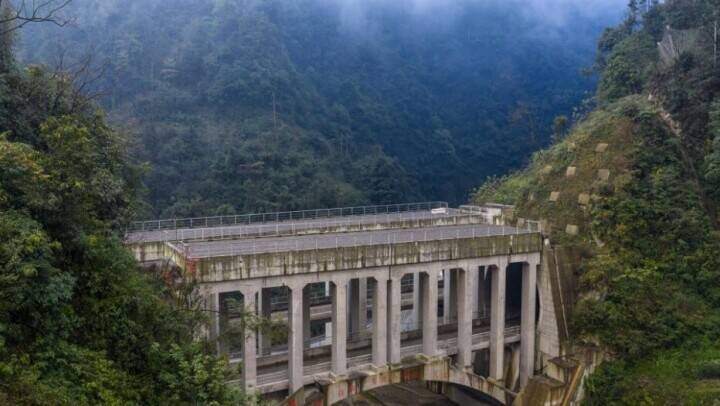 渝昆高速鉄道の最長トンネルが貫通―中国