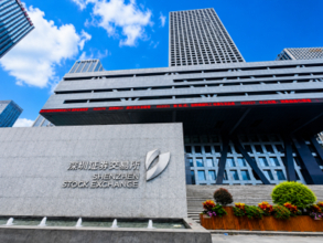中国当局、あらゆる手段で株価暴落を阻止―仏メディア