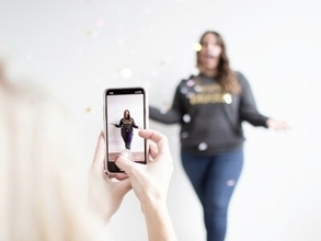 ティックトックは依存を招くとの声、改善せねば欧州で巨額の罰金も―独メディア