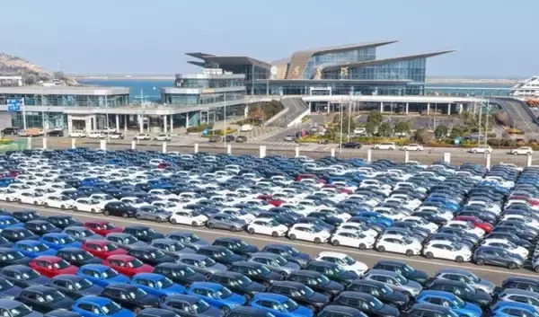 「連雲港通関地における新エネ車輸出が大幅に増加―中国」の画像