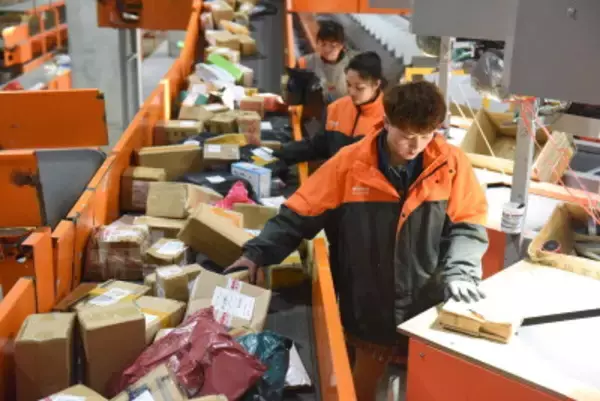 EU、大量流入する中国の「危険な荷物」の取り締まり強化へ―仏メディア