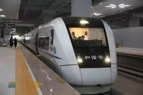 広東省の広州と仏山を最速18分で往来可能に、広湛高速鉄道の仏山駅が開業―中国