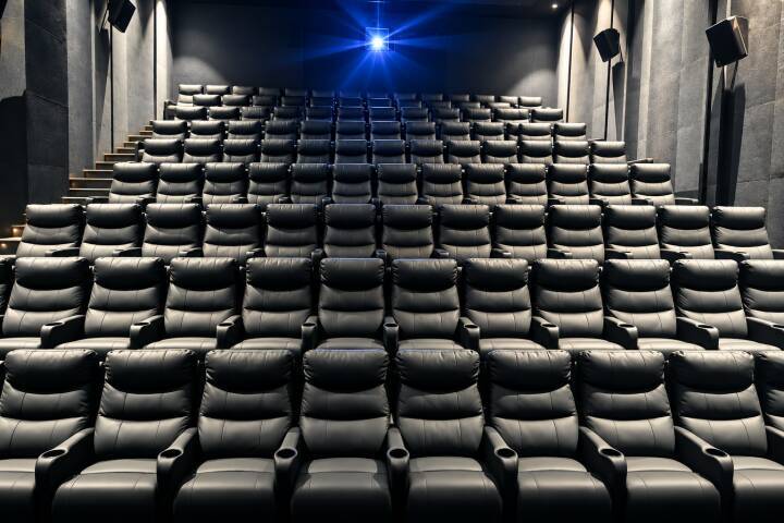 映画館が「昼寝サービス」、ホテルのライバルに―中国メディア