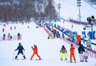 中国の「氷雪観光」、SNS映えスポット訪問型から滞在型へと進化