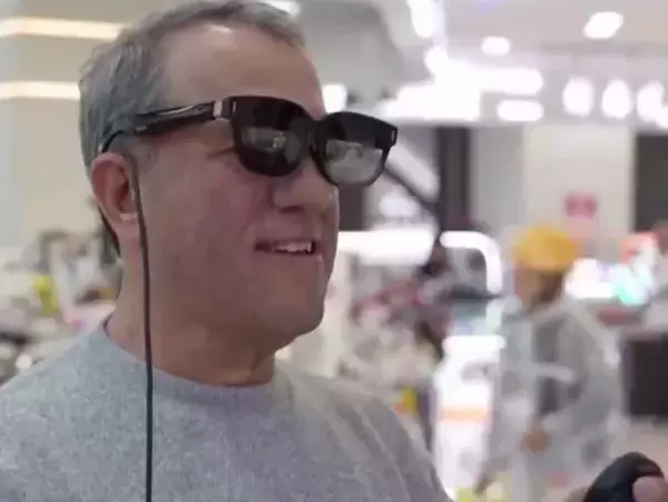 ビザ免除政策が奏功、深せんにある中国最大の電子街に外国人観光客殺到