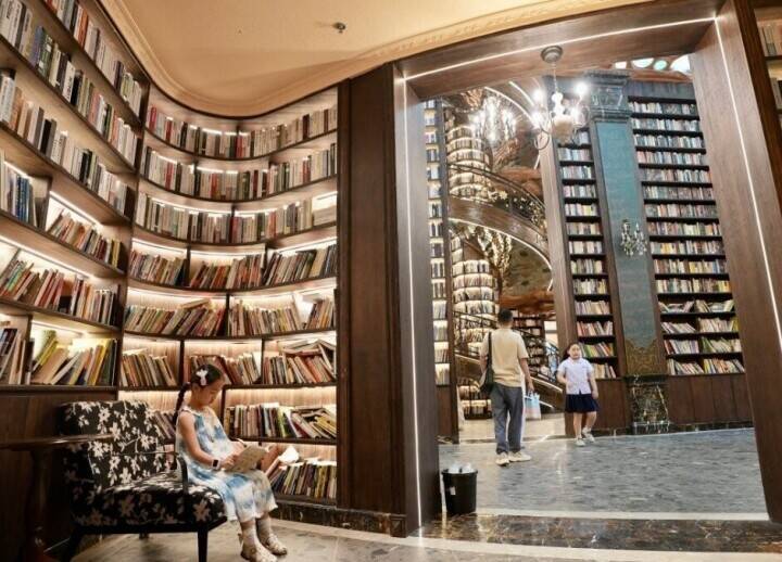 ファンタジーな図書館での特別な体験―江西省
