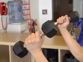 これはひどい もともとシュールな教育番組 テレタビーズ をマッチョ男性でリメイク それはもうヒドイことに 15年11月25日 エキサイトニュース 2 2