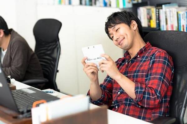 仕事をサボっていた時間分の給与も請求する カラ残業 の罪の重さとは 14年3月25日 エキサイトニュース