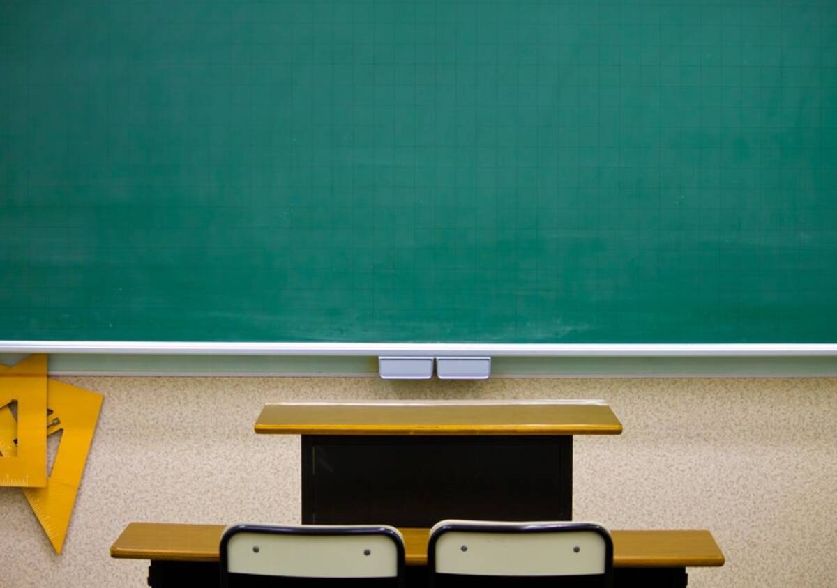 2位 数学 1位は 女子生徒にモテる先生ランキング 15年6月1日 エキサイトニュース