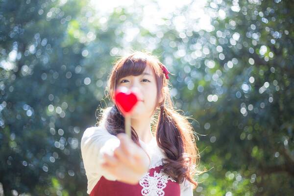 声が大きいのは あなたのことが好き だから 恋する乙女がやりがちな行動6選 2016年8月6日 エキサイトニュース