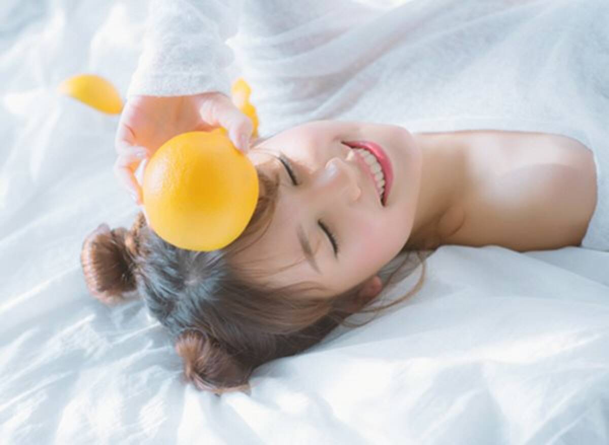 顔のくすみ解消に効果的 皮膚科専門医もすすめる 顔をさわらないフェイスケア って 16年11月21日 エキサイトニュース