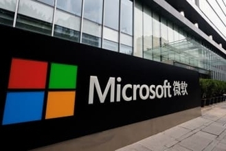 マイクロソフト、中国の従業員700人超に国外転勤を提示＝ＷＳＪ