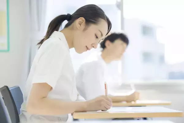 「看護系大学・専門学校の志望理由書の書き方。手順とポイントとは？模範解答ダメ答案例文付き」の画像