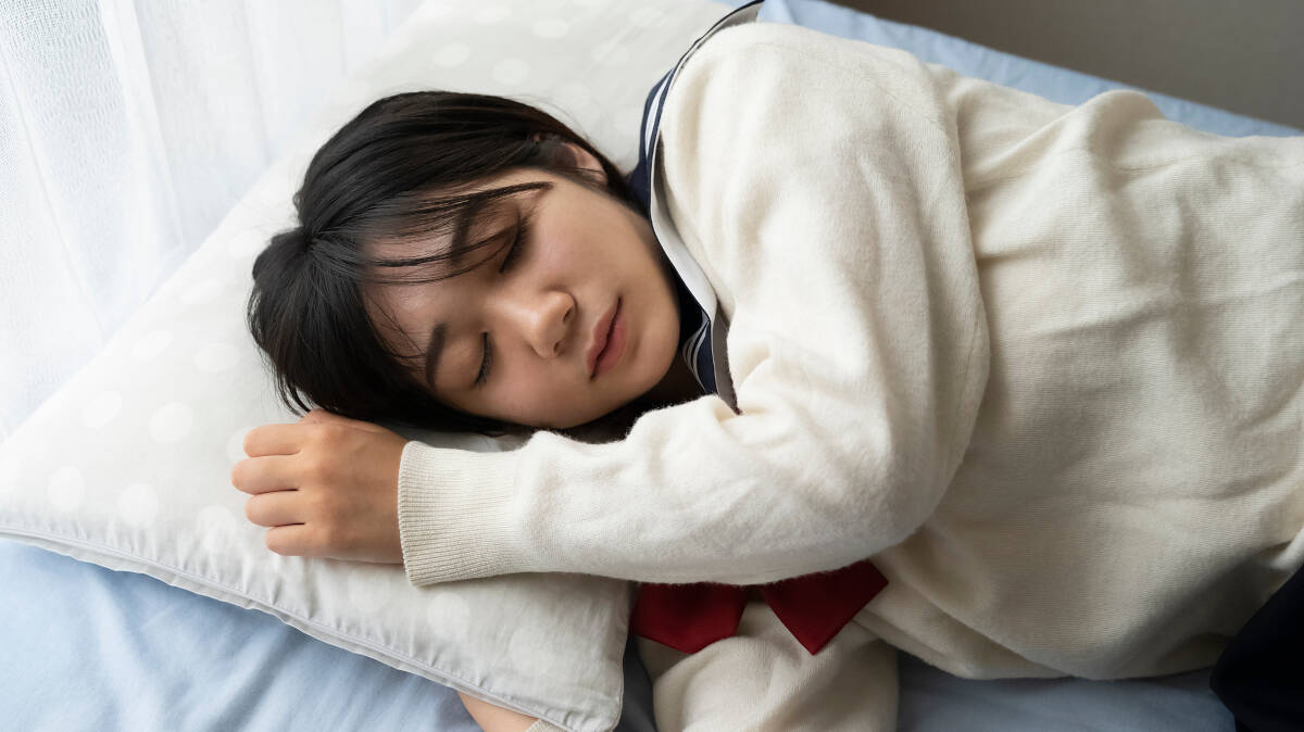 夕方に眠くなる原因は？すぐできる対策5選！眠気を撃退して勉強効率アップ！