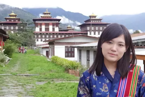 「外務省の「国家一般職」ってどんな仕事？海外勤務もあるの？高校卒業後に入省した女性職員に聞く」の画像