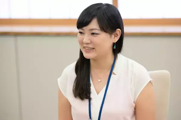 外務省の「国家一般職」ってどんな仕事？海外勤務もあるの？高校卒業後に入省した女性職員に聞く