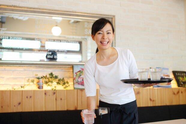 専門学校生のアルバイト事情は？アルバイト先から1日のスケジュールまで公開