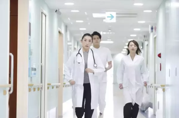 「「フライトドクター」「フライトナース」とは？『コード・ブルー』に出てくる仕事」の画像