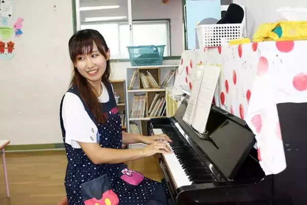 「「幼稚園教諭」と「保育士」の仕事、なり方、やりがい、どこが違うの？　働いている人に聞いてみた！」の画像