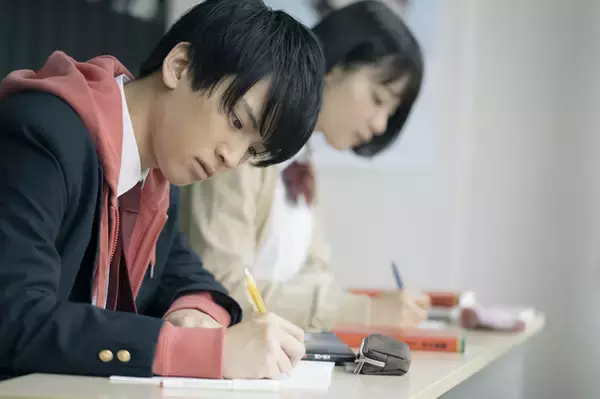 「文系・理系どっちを選ぶ？「好き」から考える文理選択の方法」の画像