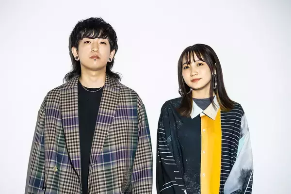 「YOASOBIスペシャルインタビュー　『一歩踏み出すための“初期衝動”と“1秒の勇気”』」の画像