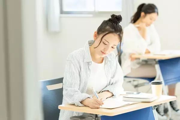 「どんな学部・学科を専攻すればいい？　公務員の種類、職種を徹底解剖！」の画像