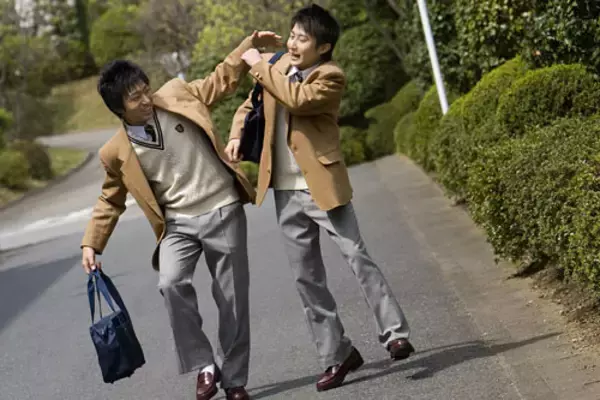 「実はキュンとしてます！　好印象な同性同士のイチャイチャとは？」の画像