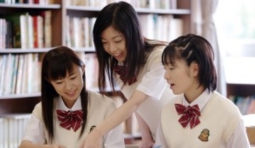 気まずい休み時間を乗り切れ！　絶対盛り上がる占いアプリ6選！